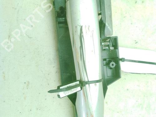 Used Front right exterior door handle RENAULT KADJAR (HA_, HL_) 1.3 TCe 140 (HLNB, HLN1) (140 hp) 18360750