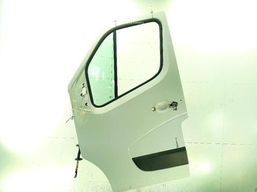 Used Left front door RENAULT MASTER III Van (FV) 2.3 dCi 135 FWD (FV0N, FV08, FV06, FV00, FV1S) (136 hp) 31848565