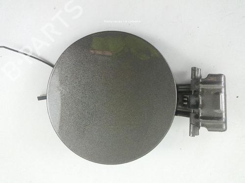 Used Fuel flap TOYOTA YARIS (_P13_) 1.5 Hybrid (NHP130_) (101 hp) 18370839