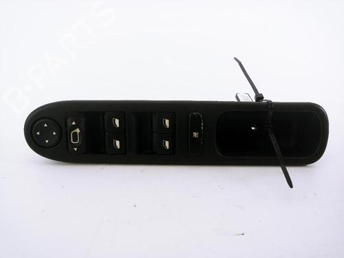 Used Left front window switch Left front window switch PEUGEOT 307 CC (3B) 2.0 16V (136 hp) 33953910 33953910