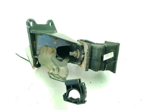 Used Engine mount Engine mount NISSAN NAVARA NP300 (D40) 2.5 dCi 4WD (174 hp) 30746941 30746941