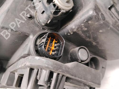 Right headlight KIA CARENS IV 1.7 CRDi | BP38589794C29 - Image 4