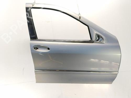 Used Right front door Right front door MERCEDES-BENZ S-CLASS (W220, V220) S 320 (220.065, 220.165) (224 hp) 33426188 33426188
