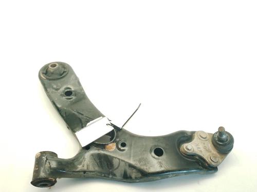 Querlenker links vorne für TOYOTA AURIS (_E18_) 1.2 (NRE185_, NRE185R) (116 hp) 25046146
