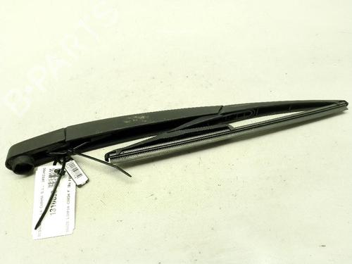 Used Rear windshield wiper arm Rear windshield wiper arm 36833614 36833614