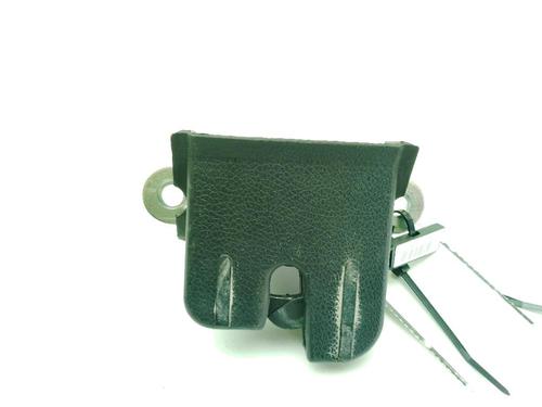 Used Tailgate lock VW TIGUAN (5N_) 2.0 TDI (140 hp) 30368137