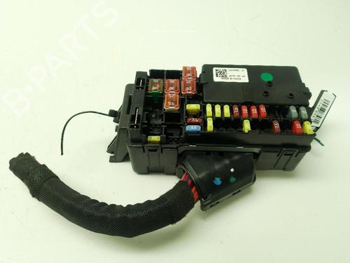 fuse-box-opel-astra-k-b16-2015-2016-2017-2018-2019-2020-2021-2022-40005795 main image