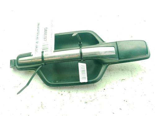 Used Rear left exterior door handle MITSUBISHI PAJERO III Canvas Top (V6_W, V7_W) 3.2 DI-D (V68W, V78W) (160 hp) 28350954