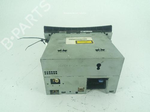 Used Radio Radio MERCEDES-BENZ E-CLASS (W212) E 250 CDI / BlueTEC (212.003, 212.004) (204 hp) 24042986 24042986