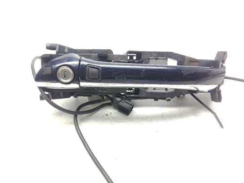 front-left-exterior-door-handle-mercedes-benz-cls-c219-2004-2005-2006-2007-2008-2009-2010-2011-32041459 main image