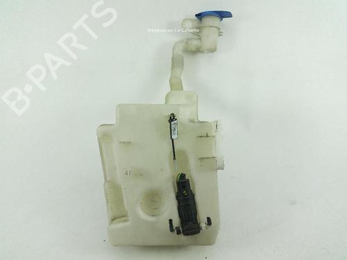 Used Windscreen washer tank AUDI A3 (8P1) 1.9 TDI (105 hp) 18366575