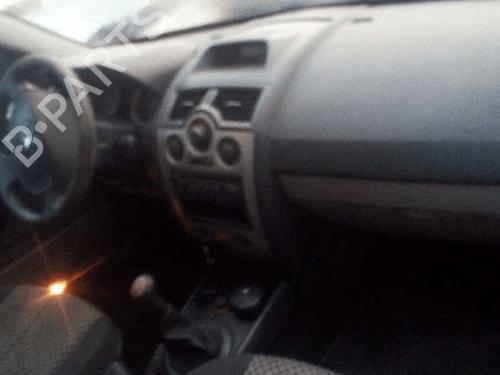 Recambios RENAULT MEGANE II (BM0/1_, CM0/1_)  1.4 16V (BM0B, CM0B)  4779051