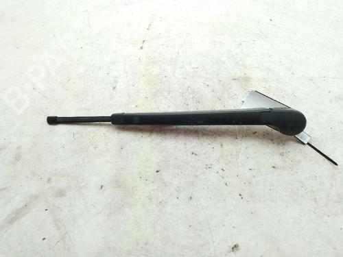 rear-windshield-wiper-arm-seat-ateca-kh7-khp-2016-25781445 main image