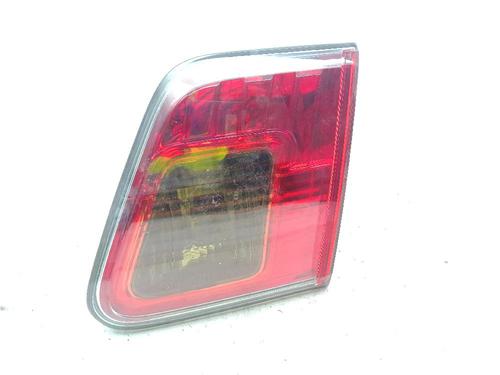 Feu de coffre droit TOYOTA AVENSIS Saloon (_T27_) 2.0 D-4D (ADT270_, ADT270R) (126 hp) 32132293