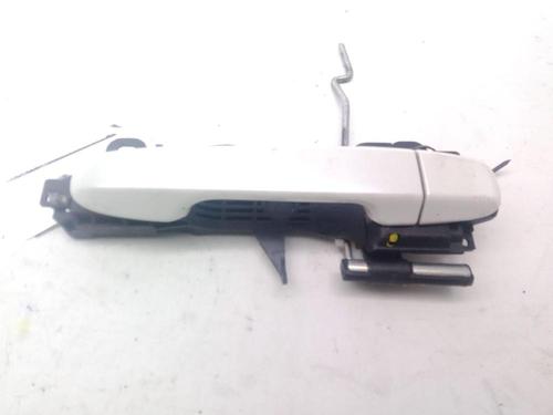 front-right-exterior-door-handle-toyota-c-hr-_x1_-2016-23998722 main image