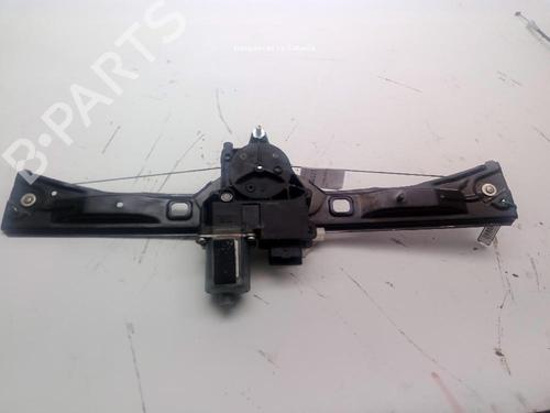 Lève-vitre avant droit FIAT QUBO (225_) 1.3 D Multijet (225CXB1A, 225AXB1A, 225CXB11, 225AXB11,... | BP30746976C23