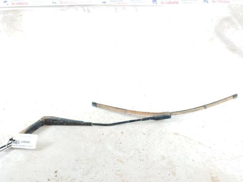 front-windshield-wiper-arm-audi-q3-8ub-8ug-2011-2012-2013-2014-2015-2016-2017-2018-2019-2020-25597651 main image