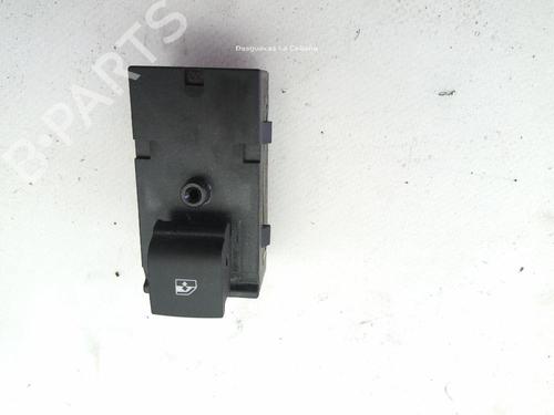 Used Left rear window switch Left rear window switch OPEL ZAFIRA TOURER C (P12) 2.0 CDTi (75) (130 hp) 19028776 19028776