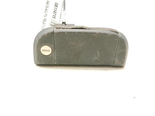 Used Front right exterior door handle Front right exterior door handle VW TRANSPORTER T4 Van (70A, 70H, 7DA, 7DH) 2.5 TDI (88 hp) 36765519 36765519