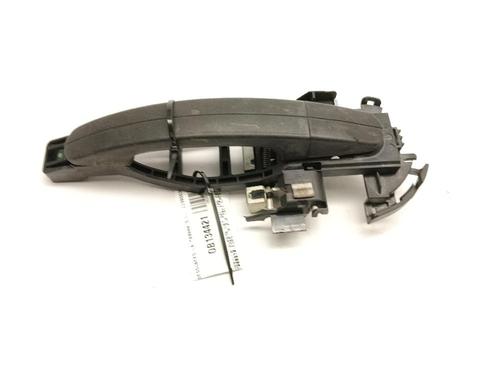 Used Front left exterior door handle Front left exterior door handle 37088223 37088223