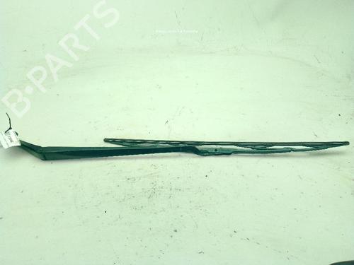 Used Front windshield wiper arm HYUNDAI i30 (GD) 1.4 CRDi (90 hp) 28290700