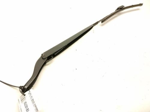 Used Front windshield wiper arm Front windshield wiper arm 39198141 39198141