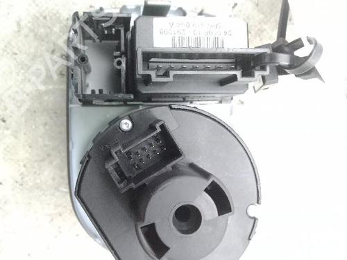 Headlight switch SEAT LEON (1P1) 1.9 TDI | BP24046667I24 