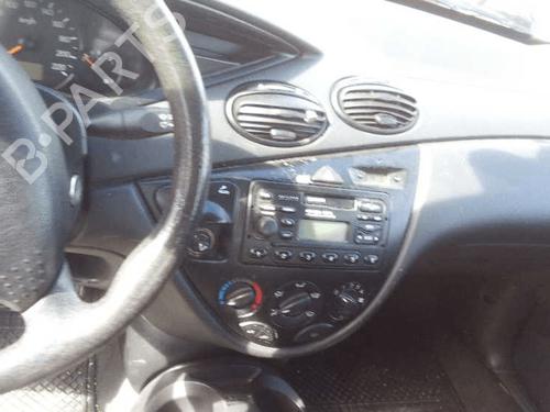 Brugte FORD FOCUS I (DAW, DBW)  1.6 16V  4613074