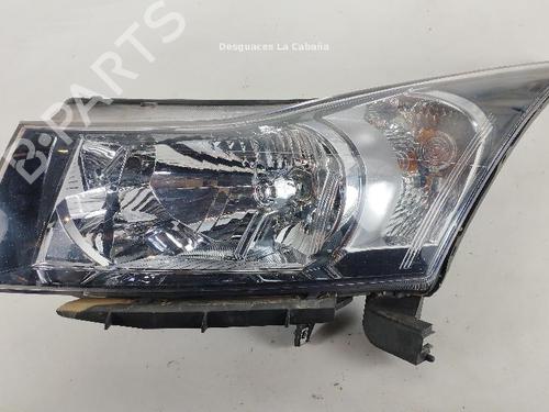 Used Left headlight Left headlight CHEVROLET CRUZE (J300) 1.6 (124 hp) 31989060 31989060