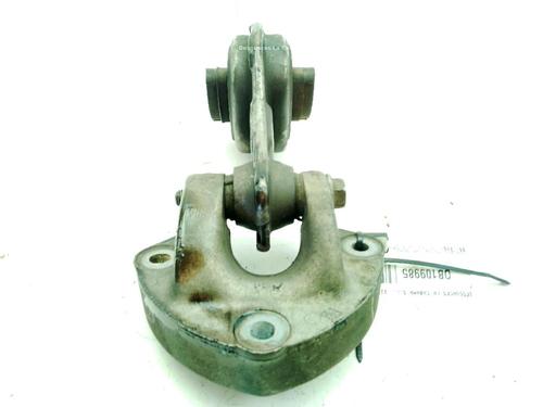 Used Engine mount Engine mount RENAULT MASTER III Van (FV) 2.3 dCi 170 FWD (FV0L) (170 hp) 33811505 33811505