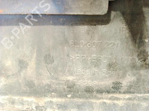 Front bumper SEAT IBIZA III (6L1) 1.4 16V | BP29821800C7