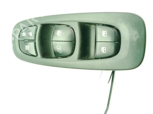 Used Left front window switch Left front window switch RENAULT KADJAR (HA_, HL_) 1.6 dCi 130 (HLA4) (130 hp) 33232847 33232847