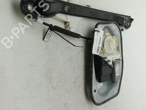 Elevalunas trasero derecho VW JETTA III (1K2) 2.0 TDI 16V (140 hp) 32719369