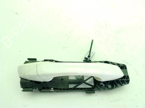 Used Front right exterior door handle Front right exterior door handle 32204040 32204040