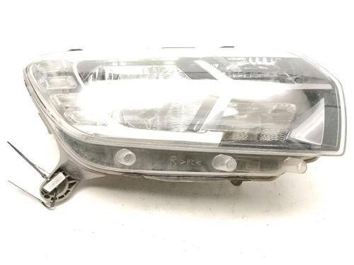 right-headlight-dacia-sandero-ii-2012-39425288 main image