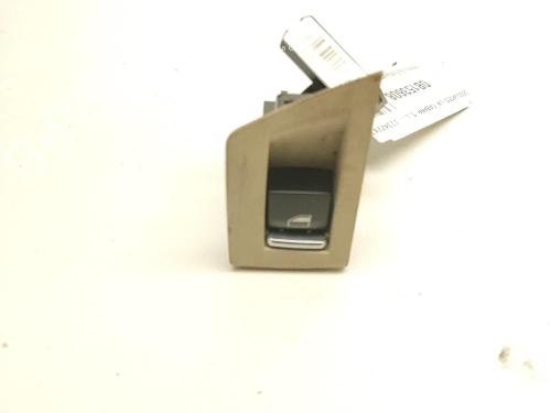 Used Right front window switch Right front window switch BMW 5 Touring (F11) 525 d xDrive (218 hp) 40492193 40492193