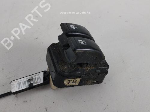 Interrupteur de vitre avant gauche CHEVROLET AVEO / KALOS Hatchback (T250, T255) 1.2 (84 hp) 31990063