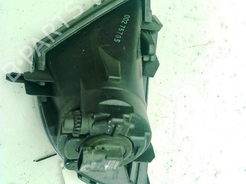 Right front fog light FORD FIESTA V (JH_, JD_) 1.4 TDCi | BP29605797C31