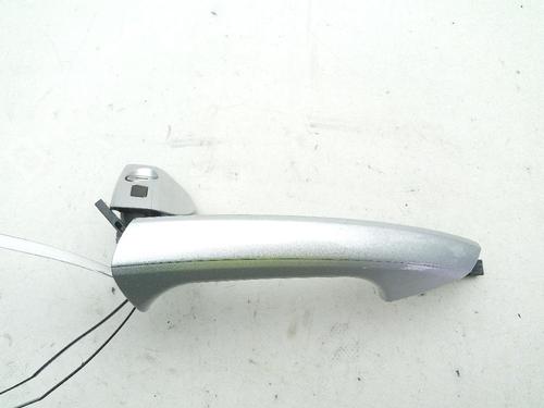 Used Front left exterior door handle MERCEDES-BENZ C-CLASS (W204) C 220 CDI (204.002) (170 hp) 24047541