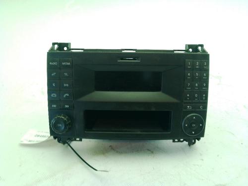 Used Radio MERCEDES-BENZ MARCO POLO Camper (W447) 170 CDI (447.703) (102 hp) 26540152
