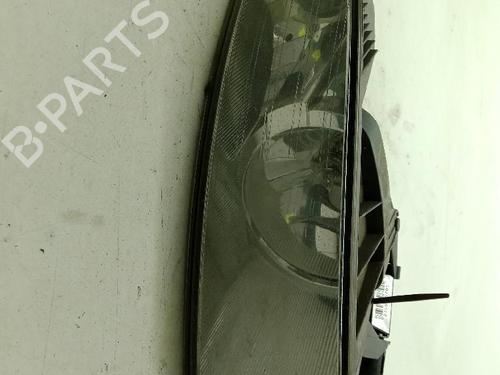 Used Right front fog light Right front fog light SKODA SUPERB II Estate (3T5) 2.0 TDI (170 hp) 35973739 35973739
