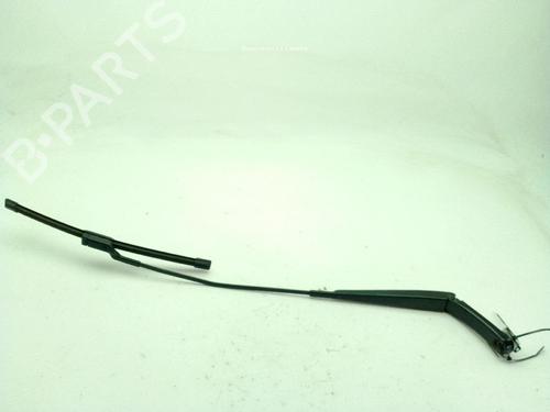 Used Front windshield wiper arm SEAT LEON (5F1) 2.0 TDI (110 hp) 28838897