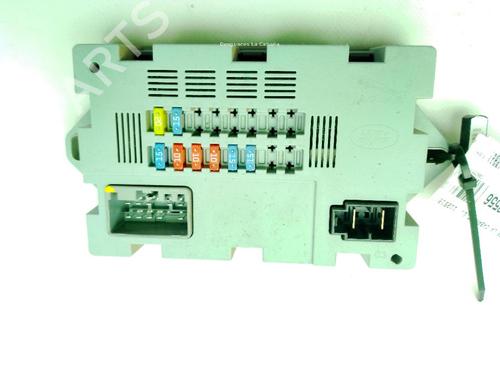 Used Fuse box Fuse box LAND ROVER DISCOVERY SPORT (L550) 2.0 D (150 hp) 30526066 30526066
