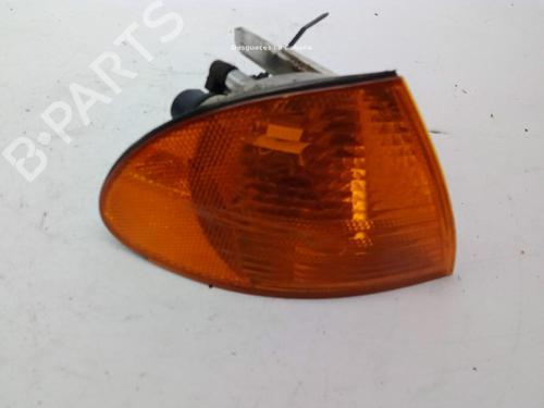 Used Right front indicator Right front indicator BMW 3 (E46) 318 i (118 hp) 27626068 27626068