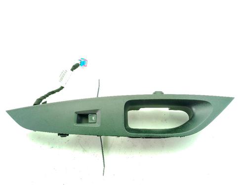 Used Right front window switch Right front window switch SEAT LEON (5F1) 1.2 TSI (105 hp) 34150835 34150835