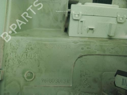Interior roof light RENAULT MEGANE IV Hatchback (B9A/M/N_) 1.6 dCi 165 | BP31328249I8 - Image 3