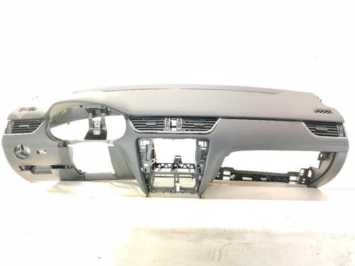 Used Dashboard Dashboard SKODA OCTAVIA III (5E3, NL3, NR3) 1.6 TDI (105 hp) 35721052 35721052
