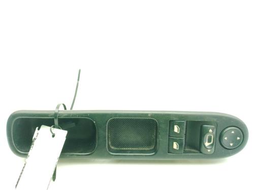 Used Left front window switch Left front window switch PEUGEOT 307 (3A/C) 1.6 16V (109 hp) 30746925 30746925