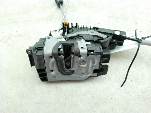 front-left-lock-mercedes-benz-gle-w166-2015-2016-2017-2018-23999136 main image