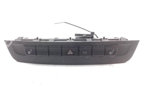 warning-switch-mercedes-benz-a-class-w176-2012-2013-2014-2015-2016-2017-2018-24043895 main image